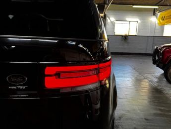 LAND ROVER DISCOVERY 5 3.0 TD V6 HSE Luxury SUV 5dr Diesel Auto 4WD Euro 6 (s/s) (258 p