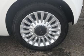 FIAT 500 1.2 Lounge Hatchback 3dr Petrol Manual Euro 4 (69 bhp)