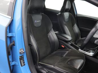 VOLVO V40 1.6 D2 R-Design Hatchback 5dr Diesel Manual Euro 5 (s/s) (115 ps