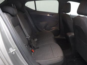 VAUXHALL ASTRA 1.6 CDTi ecoFLEX SRi Nav Hatchback 5dr Diesel Manual Euro 6 (s/s