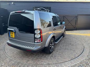 LAND ROVER DISCOVERY 4 3.0 SD V6 XS SUV 5dr Diesel Auto 4WD Euro 5 (255 bhp)