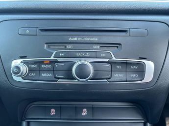 AUDI Q3 2.0 TDI S line SUV 5dr Diesel S Tronic quattro Euro 5 (s/s) (177