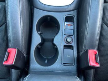 AUDI Q3 2.0 TDI S line SUV 5dr Diesel S Tronic quattro Euro 5 (s/s) (177