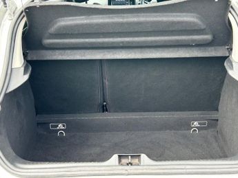 RENAULT CLIO 1.2 16V Dynamique MediaNav Hatchback 5dr Petrol Manual Euro 5 (7