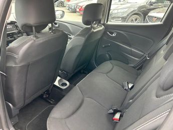 RENAULT CLIO 1.2 16V Dynamique MediaNav Hatchback 5dr Petrol Manual Euro 5 (7