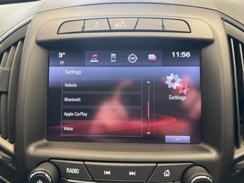 VAUXHALL INSIGNIA 2.0 CDTi SRi VX Line Nav Hatchback 5 Door Diesel Automatic White