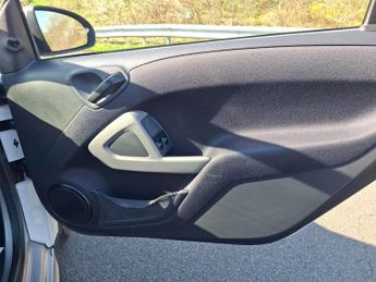 SMART FORTWO 1.0 MHD Pure Coupe 2dr Petrol Auto Euro 4 (61 bhp)