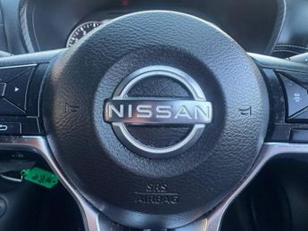 NISSAN JUKE 1.0 DIG-T Tekna SUV 5dr Petrol DCT Auto Euro 6 (s/s) (114 ps)