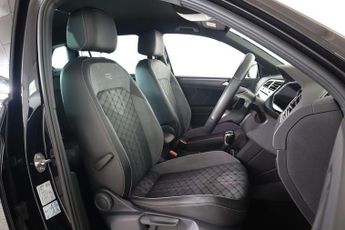 VOLKSWAGEN TIGUAN 1.5 TSI R-Line SUV 5dr Petrol DSG Euro 6 (s/s) (150 ps)