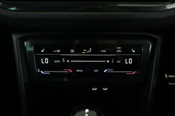 VOLKSWAGEN TIGUAN 1.5 TSI R-Line SUV 5dr Petrol DSG Euro 6 (s/s) (150 ps)