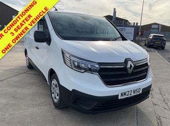 Renault Trafic 2.0 dCi Blue SL28 Business Panel Van 5dr Diesel Manual L1 H1 Eur