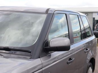 LAND ROVER RANGE ROVER SPORT 3.0 TDV6 SE 5d 245 BHP