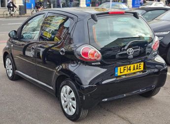 TOYOTA AYGO AUTOMATIC 1.0 VVT-i Move Hatchback 5dr Petrol MultiMode Euro 5 (