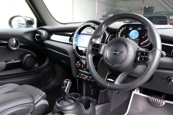 MINI HATCH 1.5 COOPER SPORT 3 DOOR