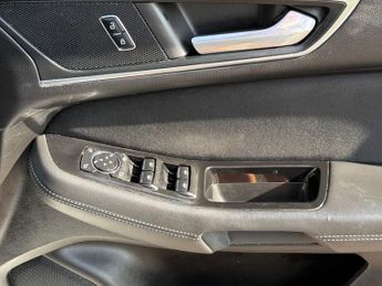 FORD GALAXY 2.0 TDCi Titanium MPV 5dr Diesel Powershift Euro 6 (s/s) (150 ps