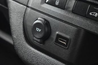 PEUGEOT EXPERT 1.5 BlueHDi 1000 Professional Premium + Standard Panel Van 6dr D