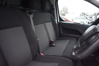 PEUGEOT EXPERT 1.5 BlueHDi 1000 Professional Premium + Standard Panel Van 6dr D