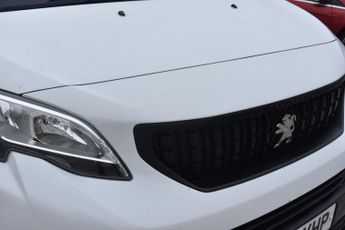 PEUGEOT EXPERT 1.5 BlueHDi 1000 Professional Premium + Standard Panel Van 6dr D
