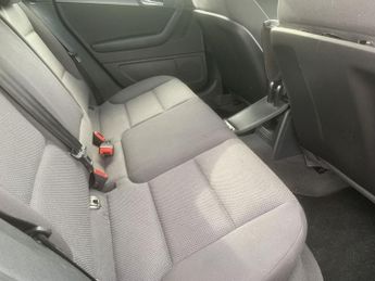 AUDI A3 1.6 TDI SE Sportback 5dr Diesel S Tronic Euro 5 (s/s) (105 ps)