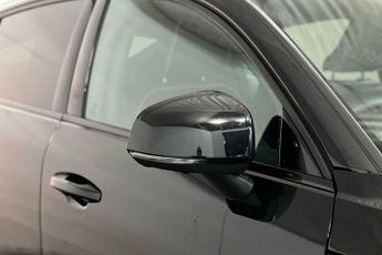 VOLVO C40 Twin Recharge 82kWh Ultimate SUV 5dr Electric Auto AWD (408 ps) 