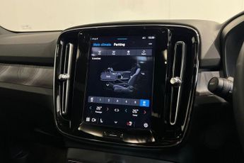 VOLVO C40 Twin Recharge 82kWh Ultimate SUV 5dr Electric Auto AWD (408 ps) 