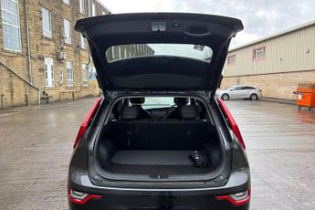 KIA NIRO 64.8kWh 4 SUV 5dr Electric Auto (201 bhp) Reverse Camera, Front 