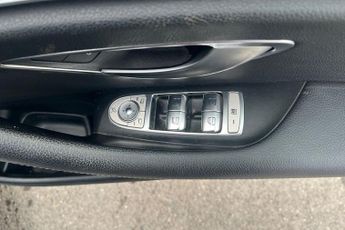 MERCEDES-BENZ E-CLASS 2.0 E220d SE Estate 5dr Diesel G-Tronic+ Euro 6 (s/s) (194 ps) R