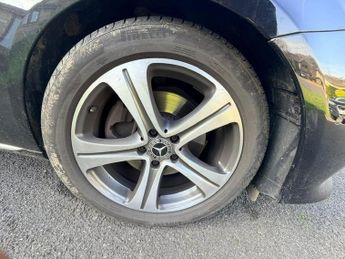 MERCEDES-BENZ E-CLASS 2.0 E220d SE Estate 5dr Diesel G-Tronic+ Euro 6 (s/s) (194 ps) R