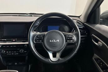 KIA NIRO 64kWh 2 SUV 5dr Electric Auto (201 bhp) Reverse Camera, Rear Par