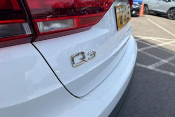 AUDI Q3 2.0 TDI 35 Technik SUV 5dr Diesel S Tronic Euro 6 (s/s) (150 ps)