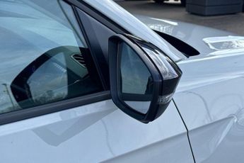 VOLKSWAGEN T-CROSS 1.0 TSI Black Edition SUV 5dr Petrol DSG Euro 6 (s/s) (110 ps) F