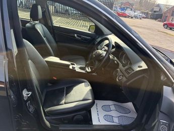 MERCEDES-BENZ C-CLASS 2.1 C250 CDI BlueEfficiency SE Saloon 4dr Diesel Manual Euro 5 (