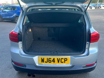 VOLKSWAGEN TIGUAN 2.0 TDI BlueMotion Tech Match SUV 5dr Diesel DSG 4WD Euro 5 (s/s