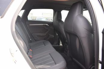 AUDI A3 2.0 TDI 30 S line Sportback 5dr Diesel S Tronic Euro 6 (s/s) (11