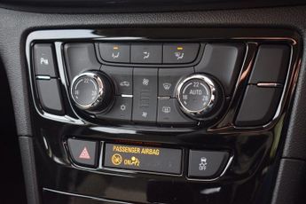 VAUXHALL MOKKA X 1.4i Turbo Design Nav SUV 5dr Petrol Auto Euro 6 (140 ps)