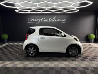 Toyota iQ 1.0 VVT-i 2 Hatchback 3dr Petrol Multidrive Euro 4 (68 bhp)