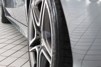 MERCEDES-BENZ C-CLASS 2.0 C220d AMG Line (Premium) Saloon 4dr Diesel G-Tronic+ Euro 6 