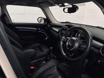 MINI HATCH 2.0 Cooper S Exclusive Hatchback 5dr Petrol Manual Euro 6 (s/s) 