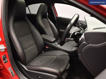 MERCEDES-BENZ A CLASS 2.1 A200d AMG Line (Premium Plus) Hatchback 5dr Diesel 7G-DCT Eu