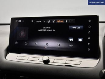 NISSAN QASHQAI 1.3 DIG-T MHEV N-Connecta SUV 5dr Petrol Hybrid XTRON Euro 6 (s/