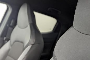 NISSAN JUKE 1.0 DIG-T N-Connecta SUV 5dr Petrol DCT Auto Euro 6 (s/s) (114 p