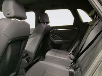 AUDI Q3 2.0 TDI 35 S line SUV 5dr Diesel S Tronic Euro 6 (s/s) (150 ps)