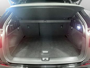 AUDI Q2 1.5 TFSI CoD 35 Black Edition SUV 5dr Petrol S Tronic Euro 6 (s/