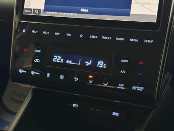 HYUNDAI TUCSON 1.6 h T-GDi SE Connect SUV 5dr Petrol Hybrid Auto Euro 6 (s/s) (
