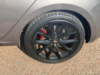 SEAT LEON 2.0 TDI FR Technology Hatchback 5dr Diesel DSG Euro 6 (s/s) (184