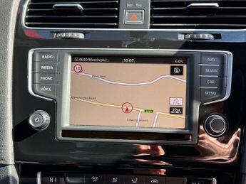 VOLKSWAGEN GOLF 1.4 TSI BlueMotion Tech ACT R-Line Edition Hatchback 5dr Petrol 