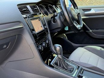 VOLKSWAGEN GOLF 1.4 TSI BlueMotion Tech ACT R-Line Edition Hatchback 5dr Petrol 