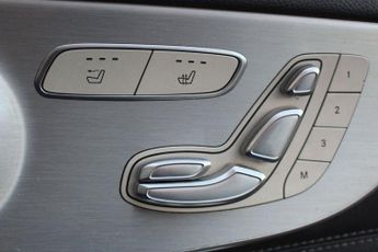 MERCEDES-BENZ C-CLASS 2.1 C220d AMG Line (Premium Plus) Cabriolet 2dr Diesel G-Tronic+