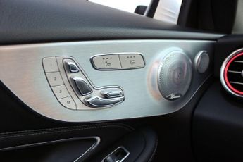 MERCEDES-BENZ C-CLASS 2.1 C220d AMG Line (Premium Plus) Cabriolet 2dr Diesel G-Tronic+