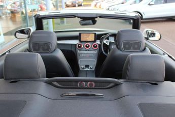 MERCEDES-BENZ C-CLASS 2.1 C220d AMG Line (Premium Plus) Cabriolet 2dr Diesel G-Tronic+